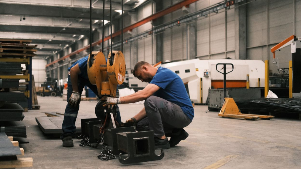 Cómo Reducir Tiempos Muertos en Manufactura